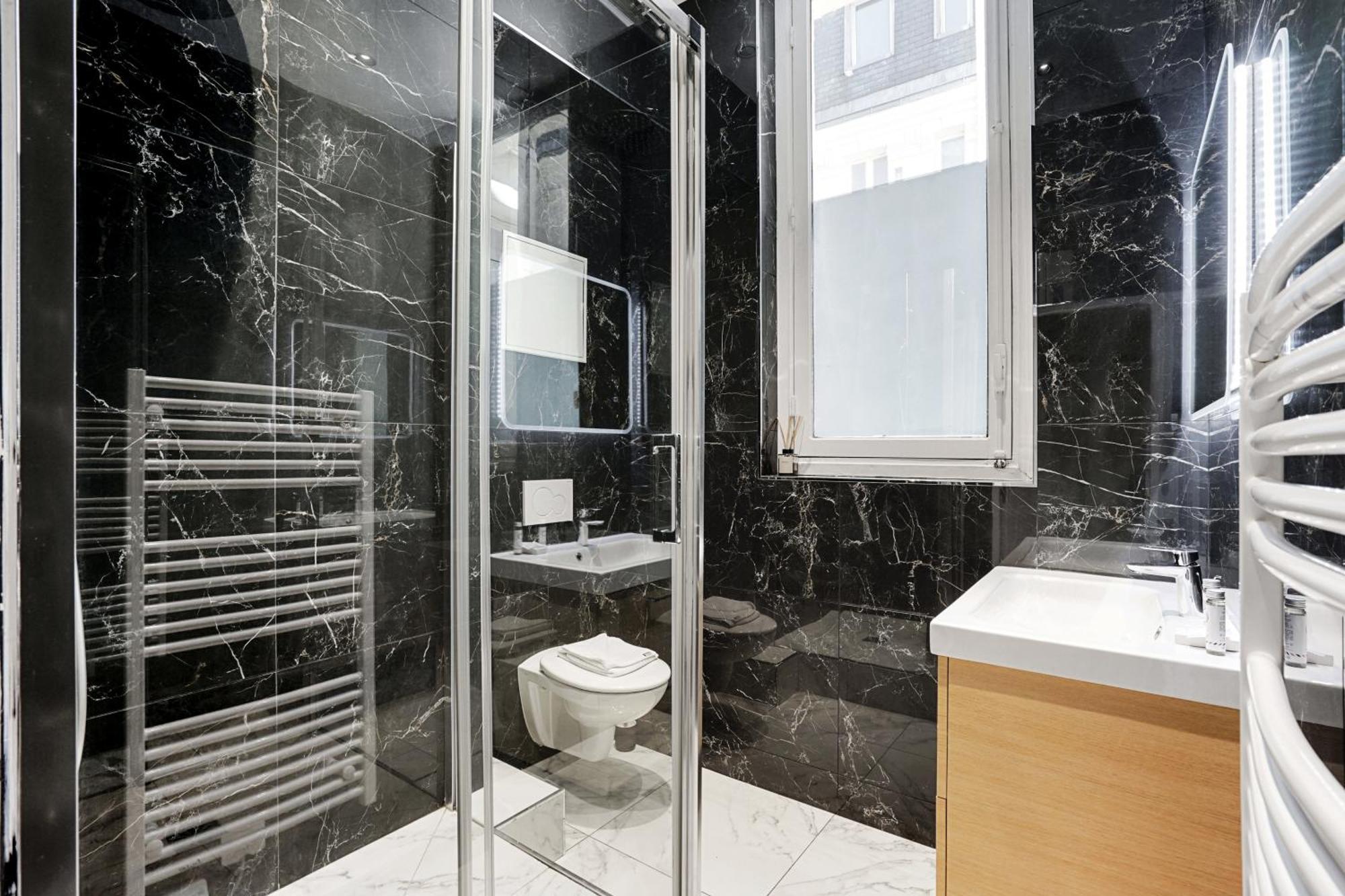 Luxurious Apartment - 2Br-8P -Champs Elysees ปารีส ภายนอก รูปภาพ